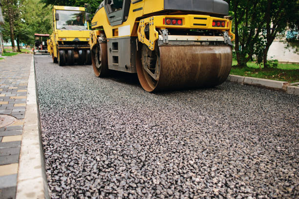 Best Asphalt Driveway Paving in Twin Grove, IL